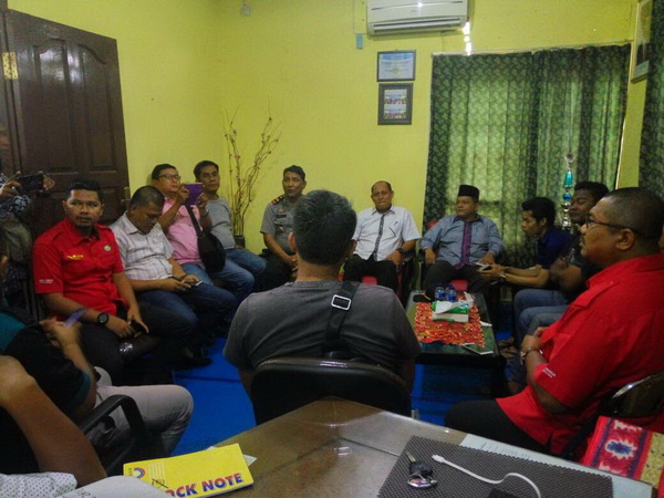 Kesal, Akhirnya Warga Datangi Kantor PLN Rayon Bangkinang